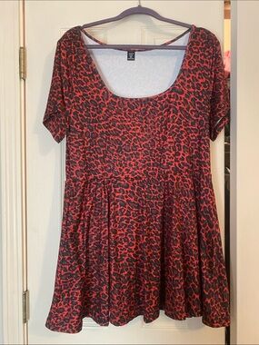 Women's Red Leopard Print Scoop Neck Mini Skater Dress